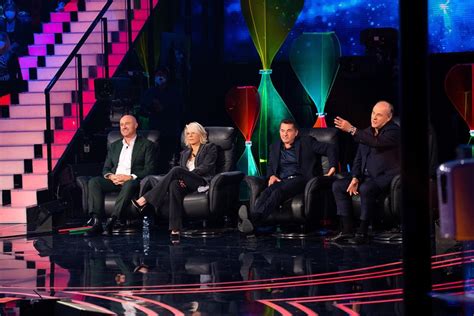canale 5 replica tusi che vales